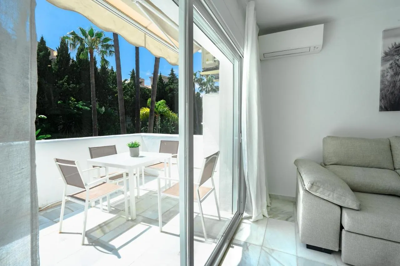Amazing 2 Bedroom Apartment In Jardines Fuentes Marbella Spain