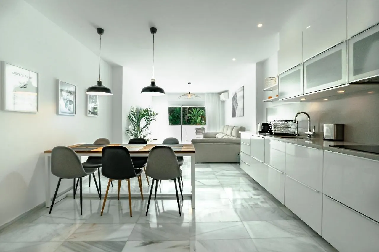 Amazing 2 Bedroom Apartment In Jardines Fuentes Marbella 0*,  Spain