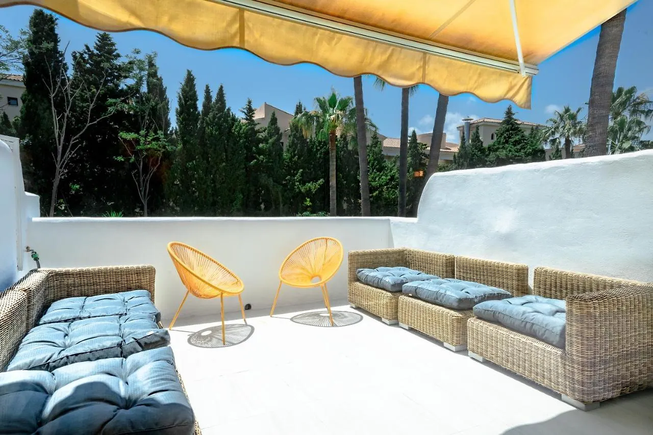 Amazing 2 Bedroom Apartment In Jardines Fuentes Marbella 0*,